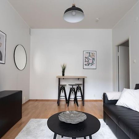 Appartement Kodikas Huoneisto Helsingin Keskustassa à Helsinki Extérieur photo